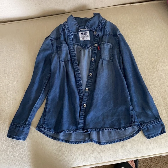 2 small Girls long sleeve shirts - Picture 5 of 8